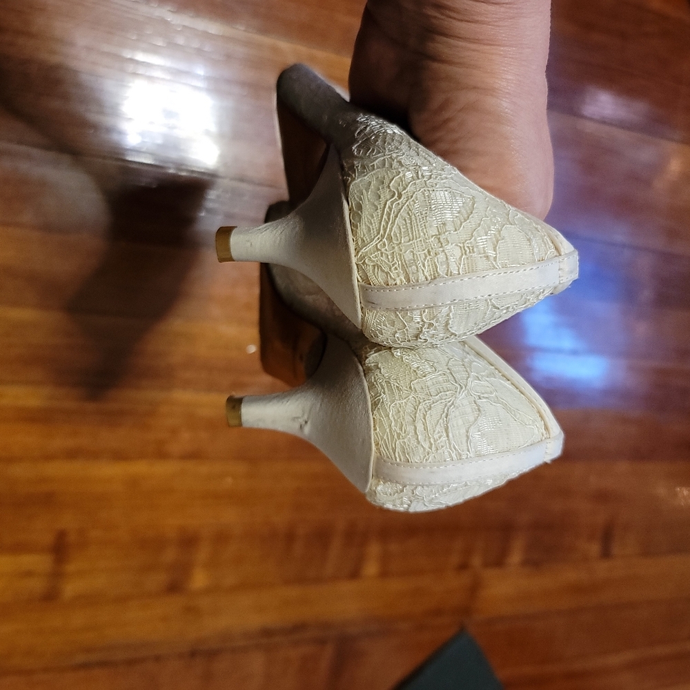 Adrianna Pappel " Lois" Ivory Lace Low Heel Pumps - Picture 7 of 11